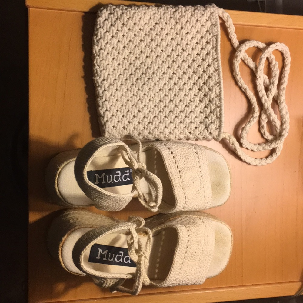 Mudd Shoes and cream purse